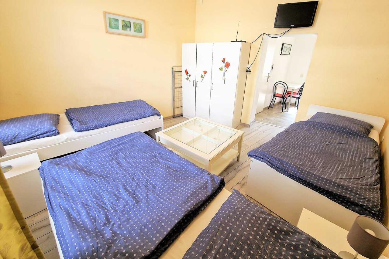 Cozy Apartments In Muelheim Кёльн Экстерьер фото