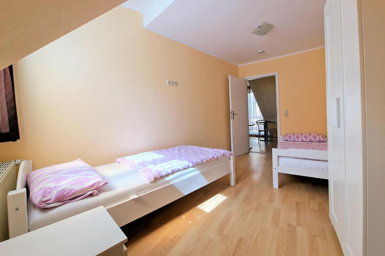 Cozy Apartments In Muelheim Кёльн Экстерьер фото