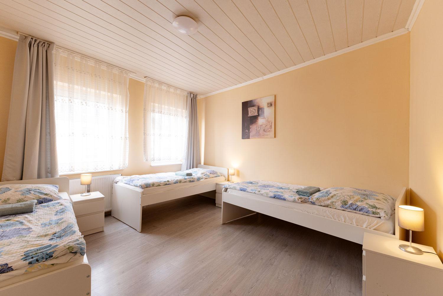Cozy Apartments In Muelheim Кёльн Экстерьер фото